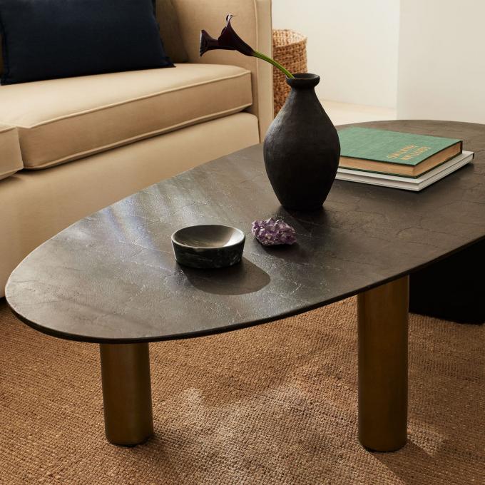 Modern Metal Top glass Ovale Table à café brun avec des jambes en acier inoxydable 4