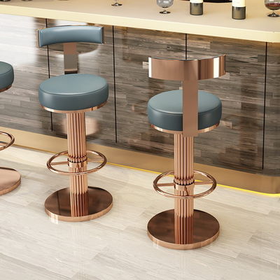 Tabouret de bar extérieur de luxe avec siège en velours bleu et cadre métallique doré
