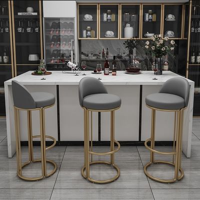 Modern High Gold Outdoor Italian Colorant cadre métallique en fer Tabourets de bar pour restaurants